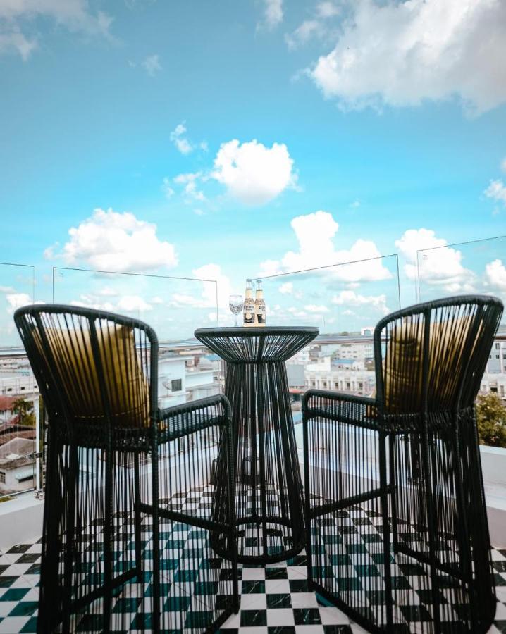 Hotel Agnes Buri Ram Exterior foto
